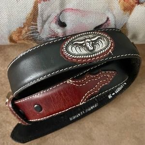 NOCONA Western Leather Belt with Silver Tone Longhorn Conchos Size 26